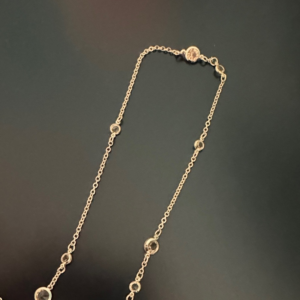 NWT Jennifer Lopez Elegant Dainty Gold Necklace - Picture 2 of 4